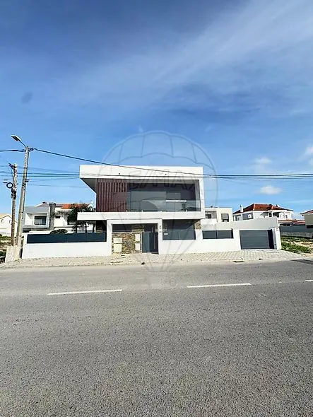 Moradia T4 à venda em Seixal